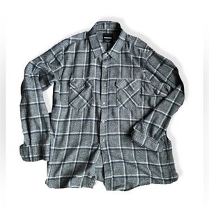 Gray long sleeve brushed flannel shirt solid gray. Size XL.
